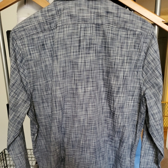 Express button up - Picture 2 of 3